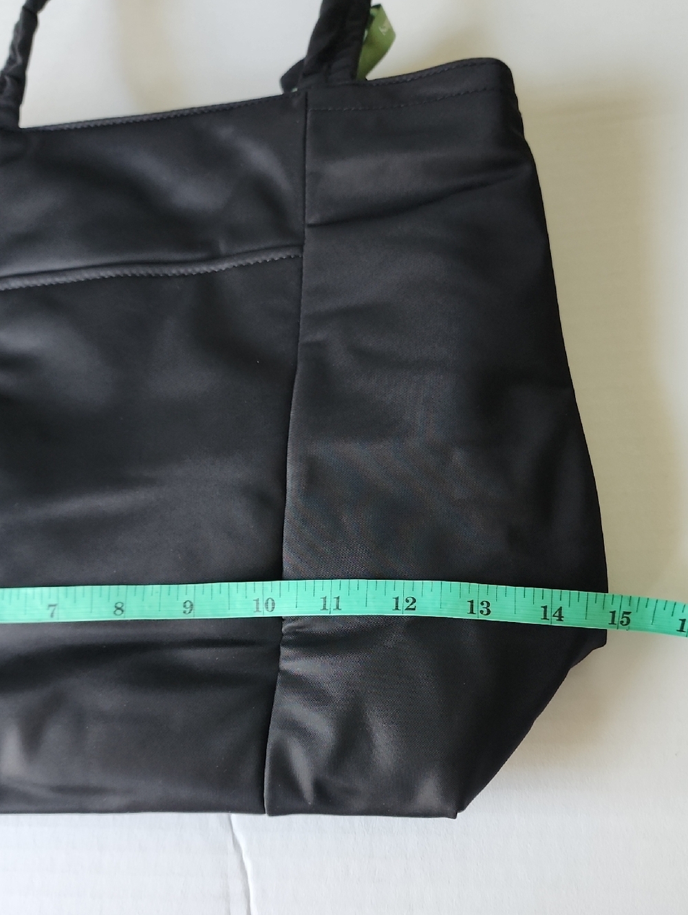 Vera Bradley Black Featherweight Zip Tote Bag - Picture 14 of 15